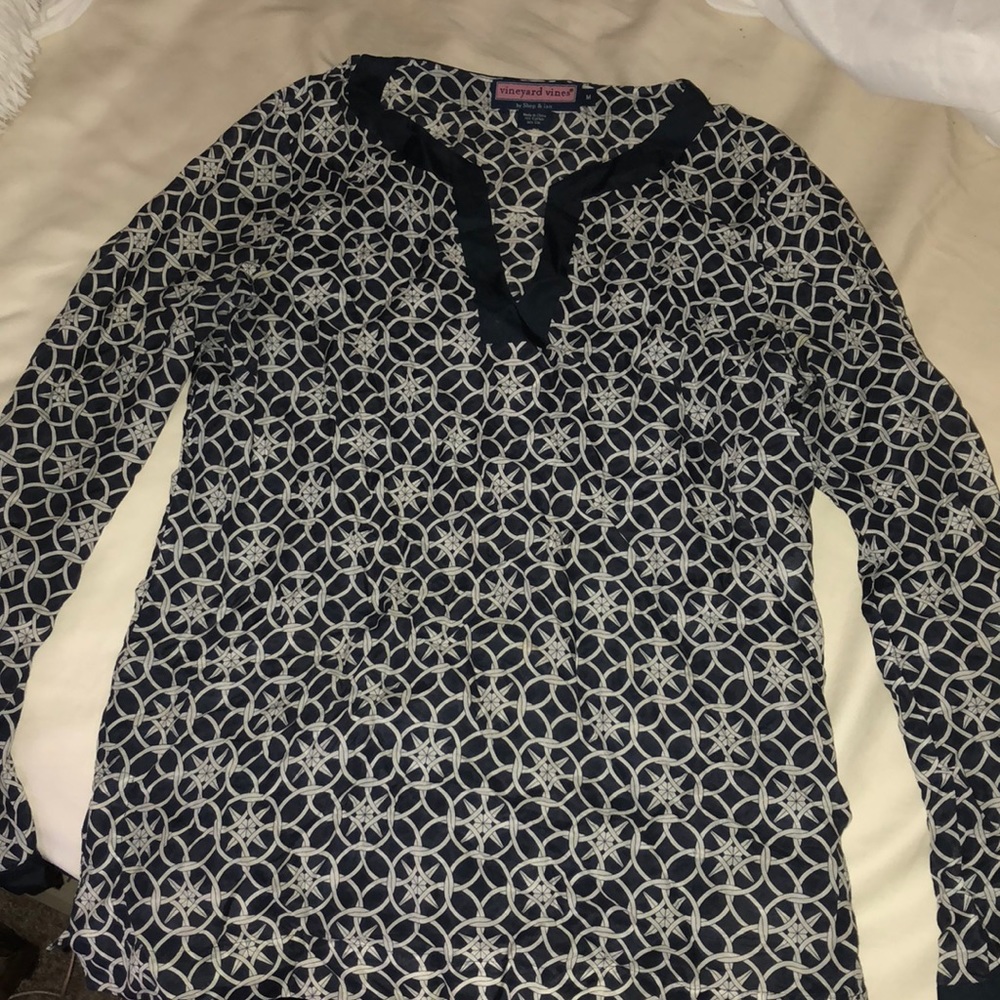 Vineyard Vines blouse